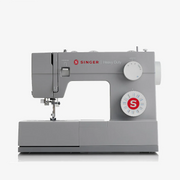 Singer Heavy Duty Sewing Machine — 4423