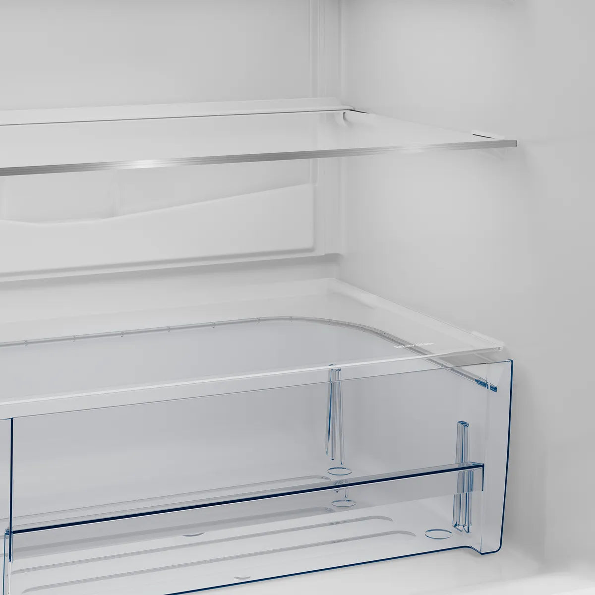 Defy 60cm Fridge / Freezer WD Satin Metallic — DAC627
